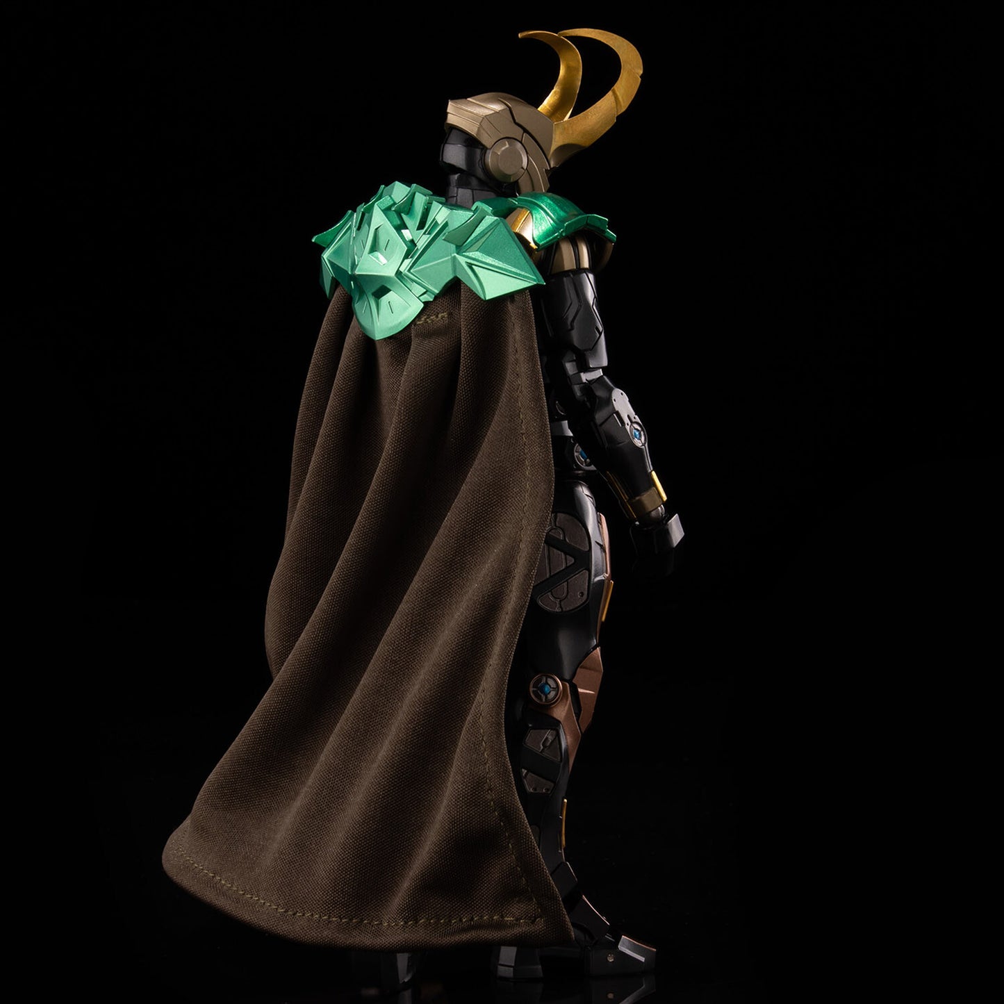 Loki - Fighting Armor Ver. - Sentinel