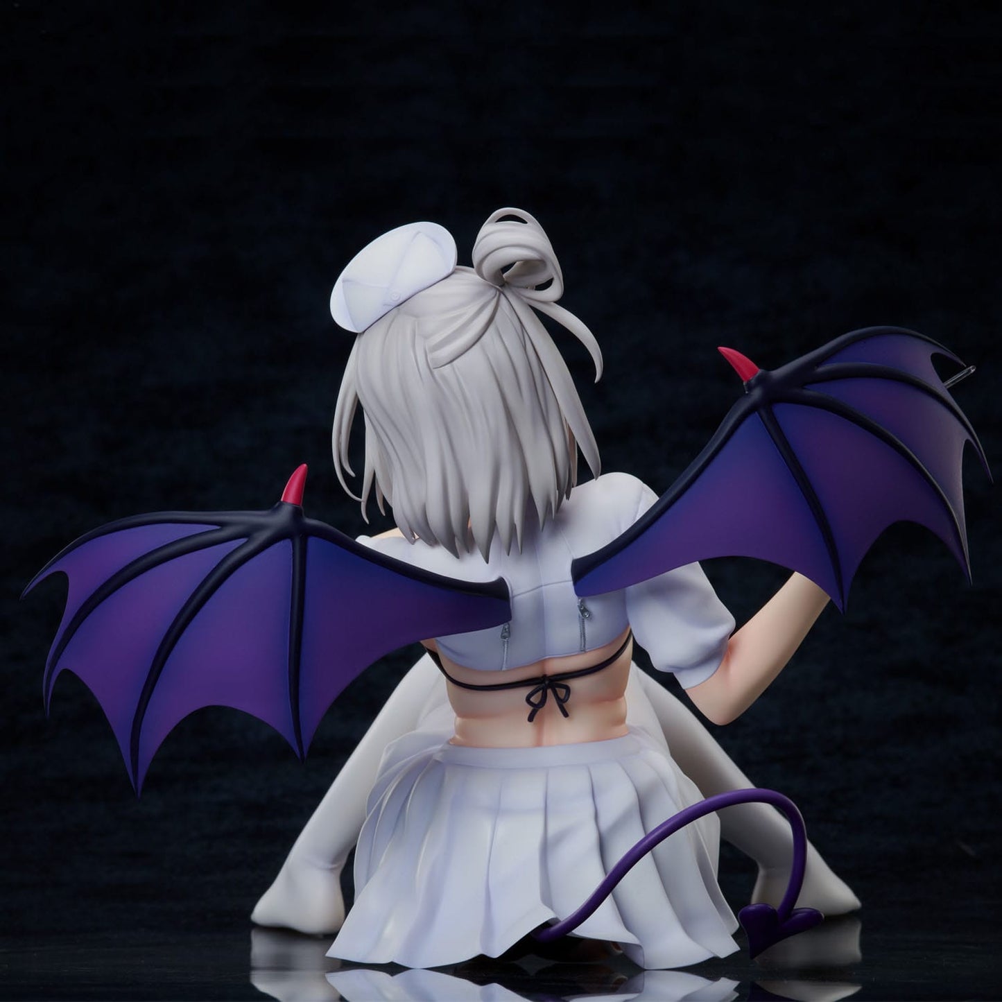 Manchester Midnight Devil in White B-style FREEing
