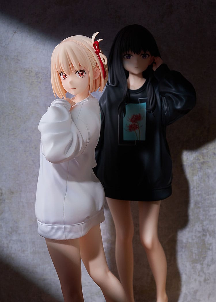 Chisato Nishikigi: Oversized Sweatshirt Ver. Phat!