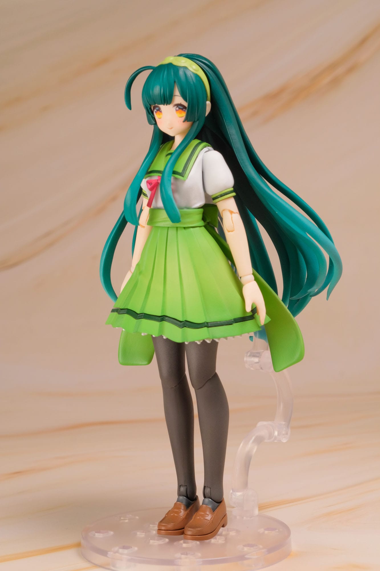 Tohoku Zunko DX Ver. Plastic Model Kit Plum