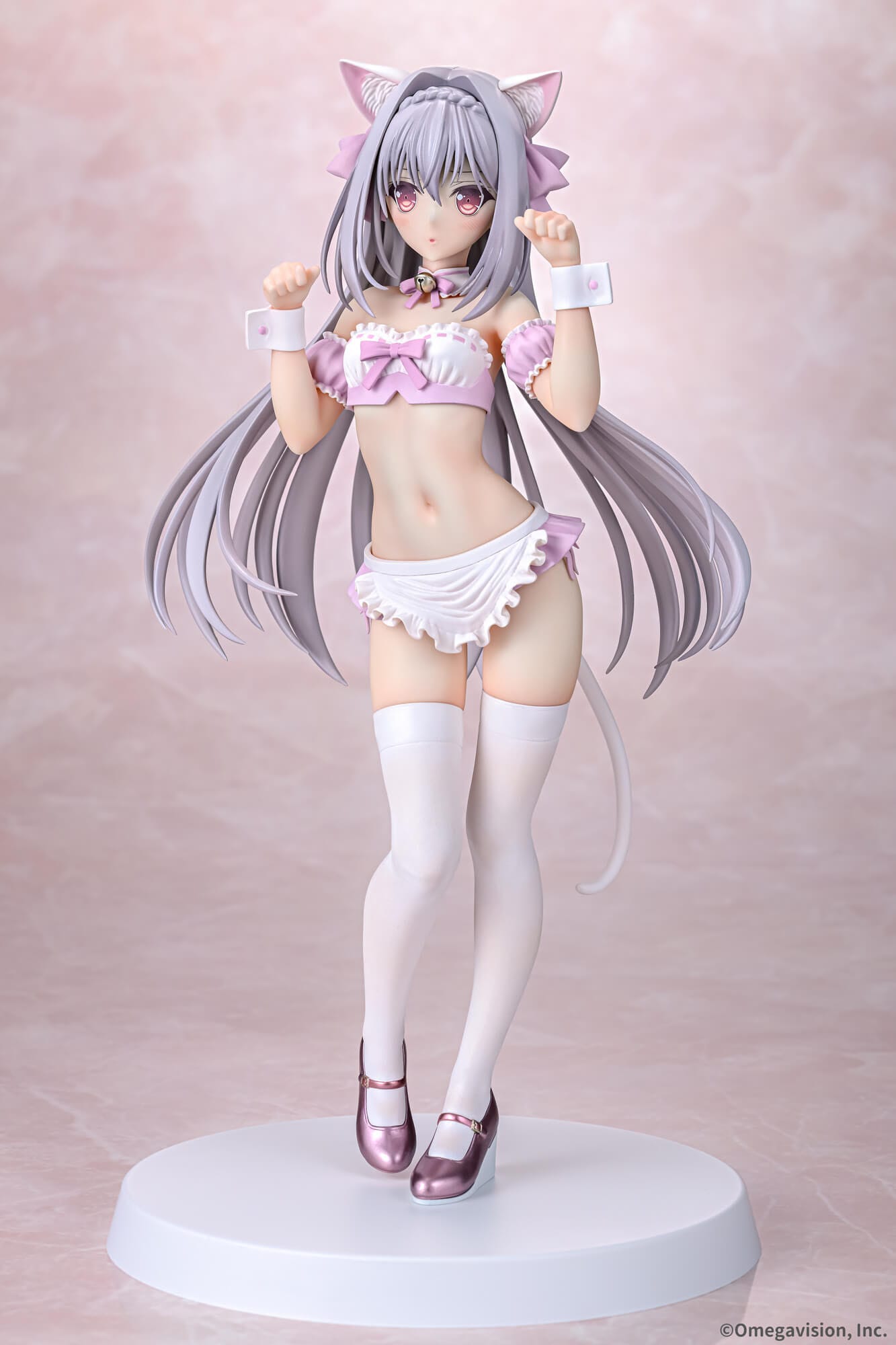 Luna Sakurakouji Cat Maid Sakura Color Ver. Ver. Q-Six