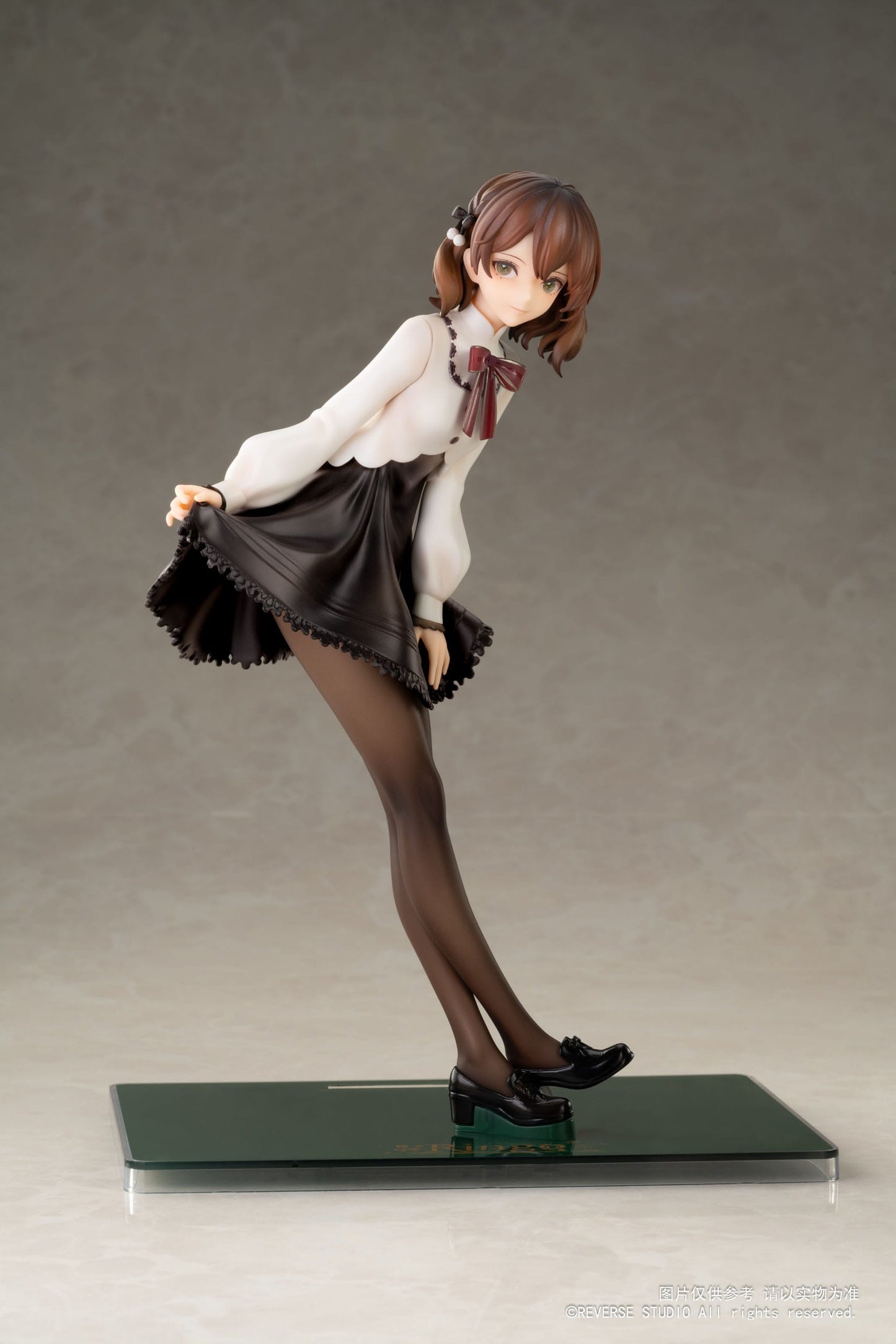 RIngo Desktop Girls Winter Series Reverse Studio
