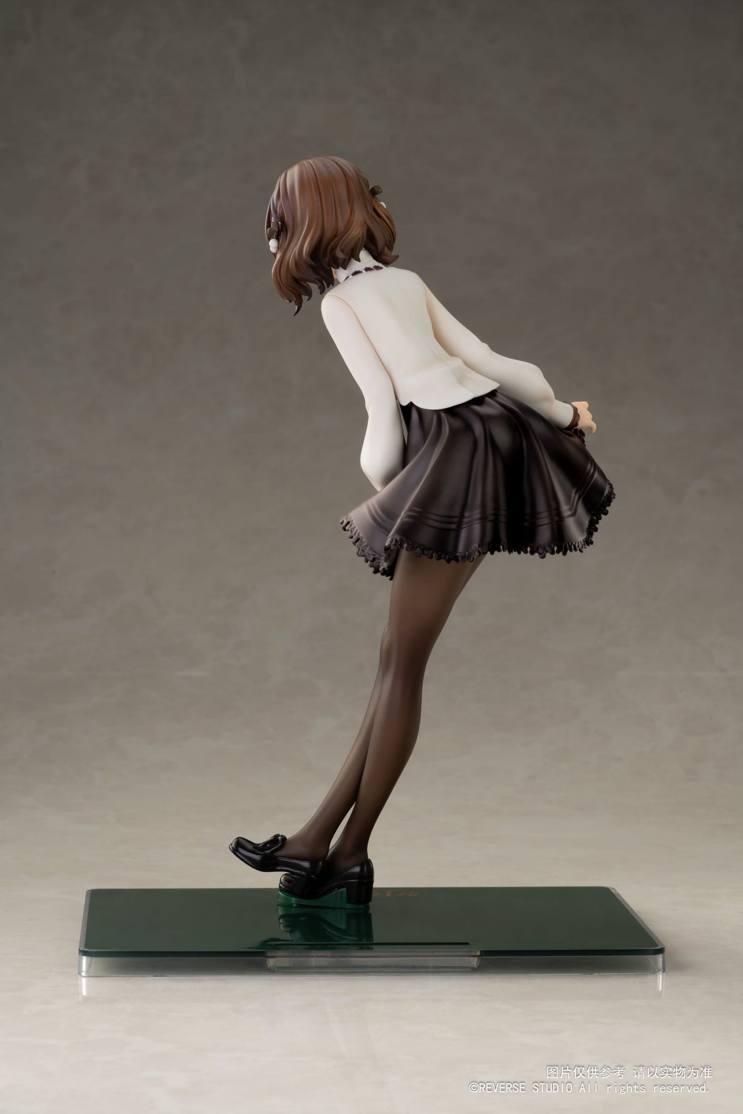 RIngo Desktop Girls Winter Series Reverse Studio