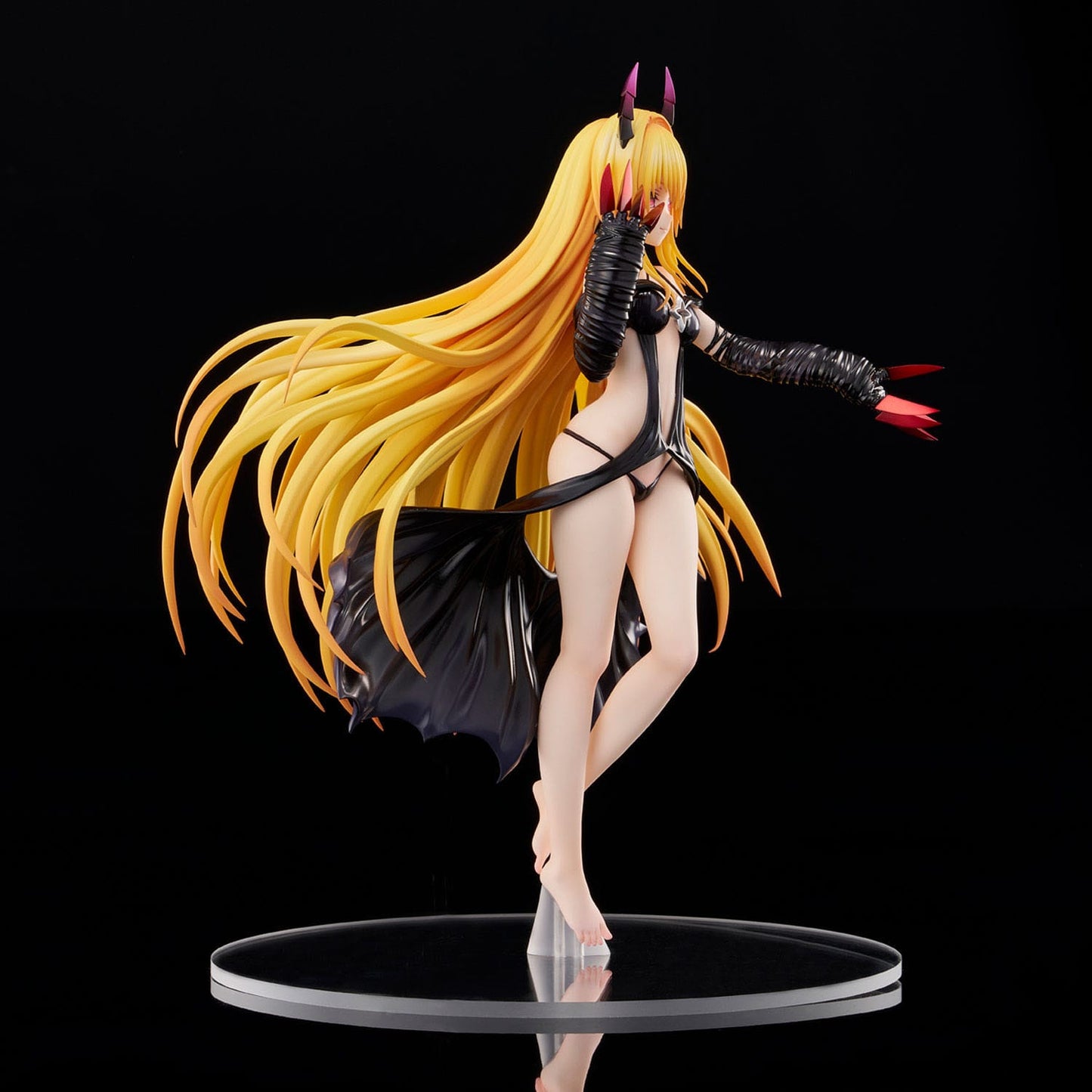 Golden Darkness Darkness Ver. Union Creative