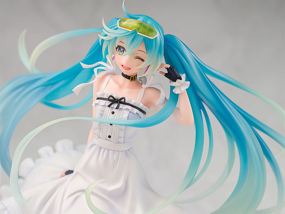 Mira (Hatsune Miku) 2021 Vacation Style Ver. Wonderful Works