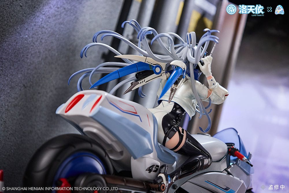 Luo Tianyi Retro-Future Storm Driver Ver. Vsinger A Dimension