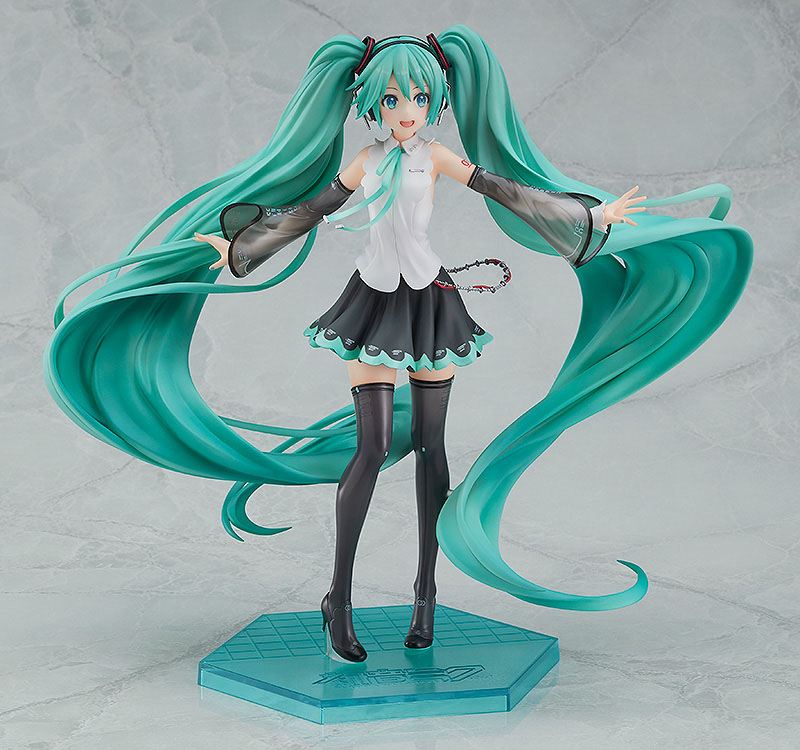 Hatsune Miku NT - 1/8 - 22 cm / Piapro Characters : Good Smile Company