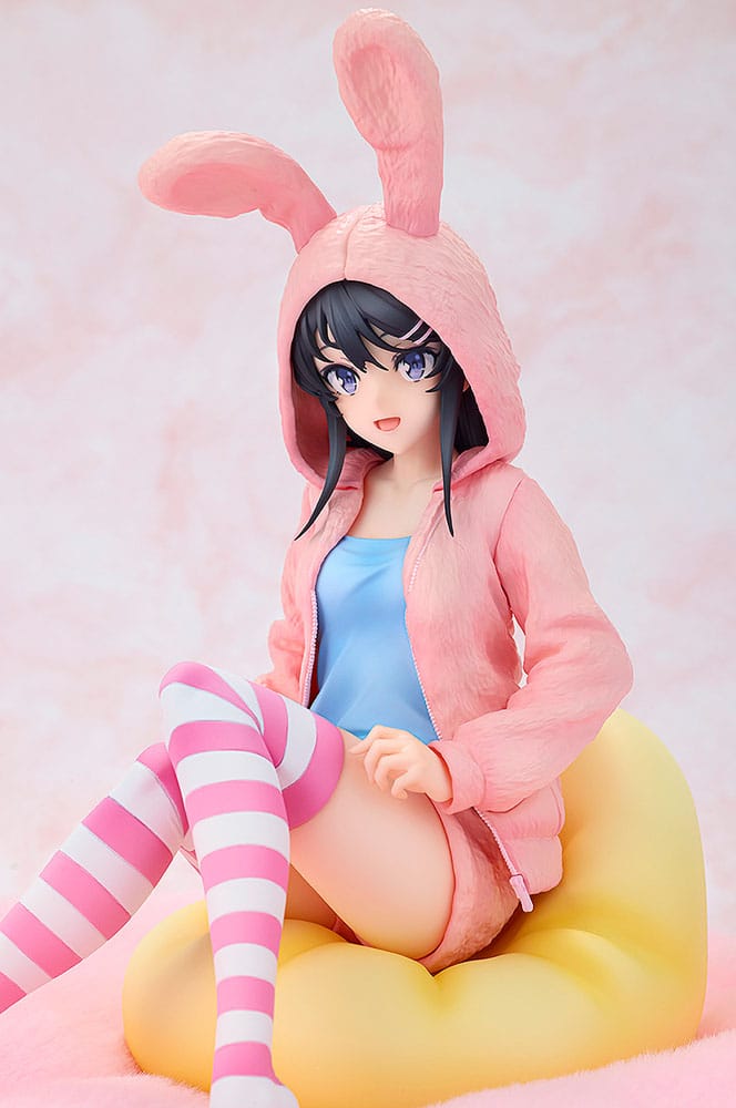 Mai Sakurajima Hoodie Look Rabbit Ears Ver Kadokawa