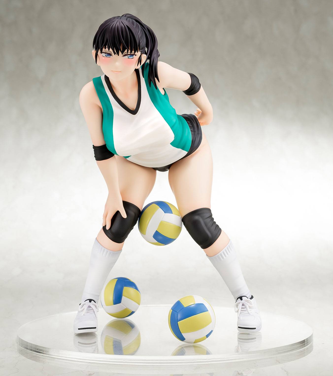 Akira Todo Wearing Stretchable Bloomers Hakoiri Musume Inc.