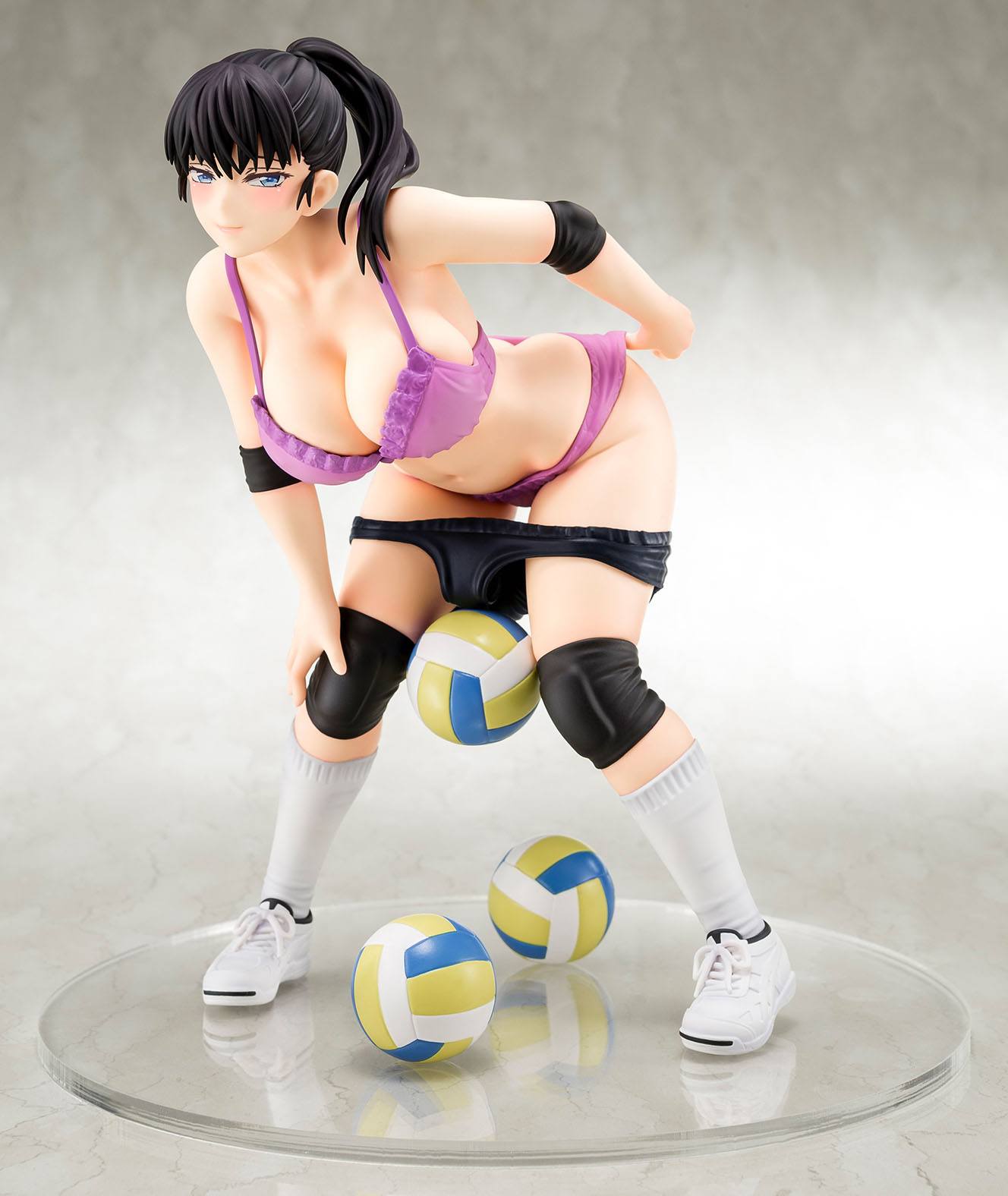 Akira Todo Wearing Stretchable Bloomers Hakoiri Musume Inc.