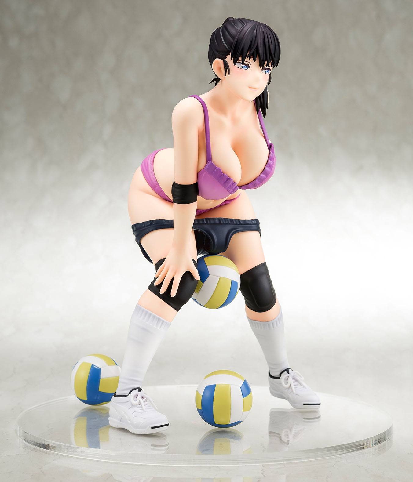 Akira Todo Wearing Stretchable Bloomers Hakoiri Musume Inc.