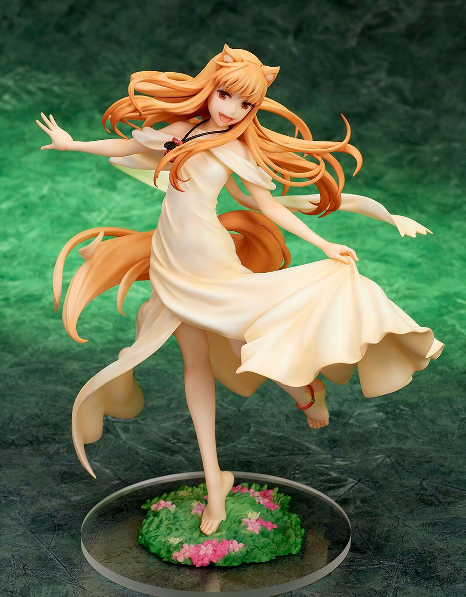 Holo Spice and Wolf Ques Q