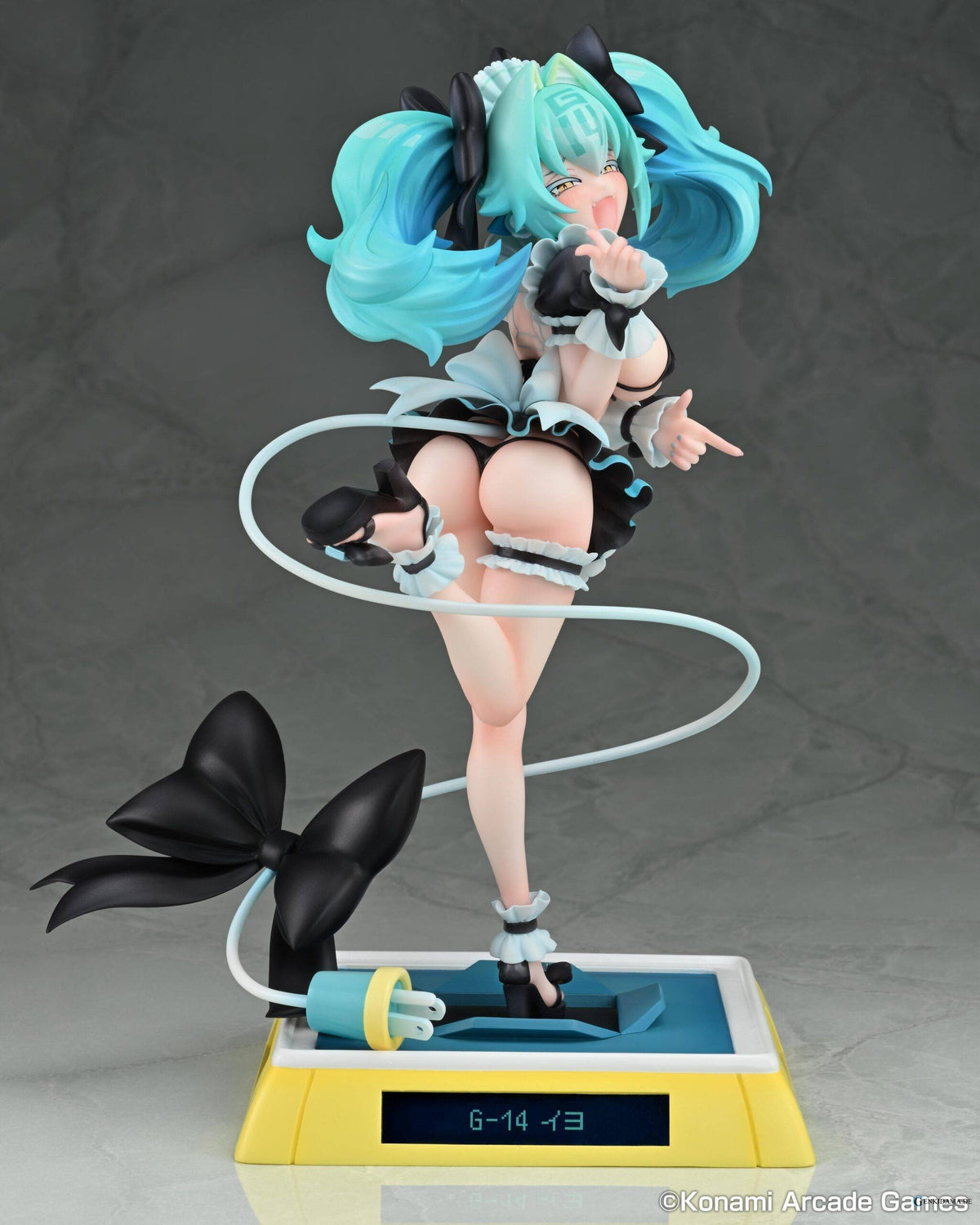 Mahjong Fight Girl: G-14 Iyo 1/7 Roshante Maid Summer Ver. (Limited)