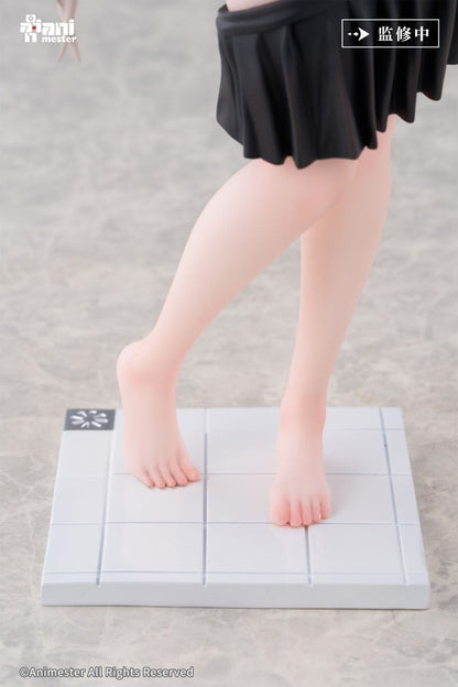 Before the Swim: Getting ready to change - YUZU