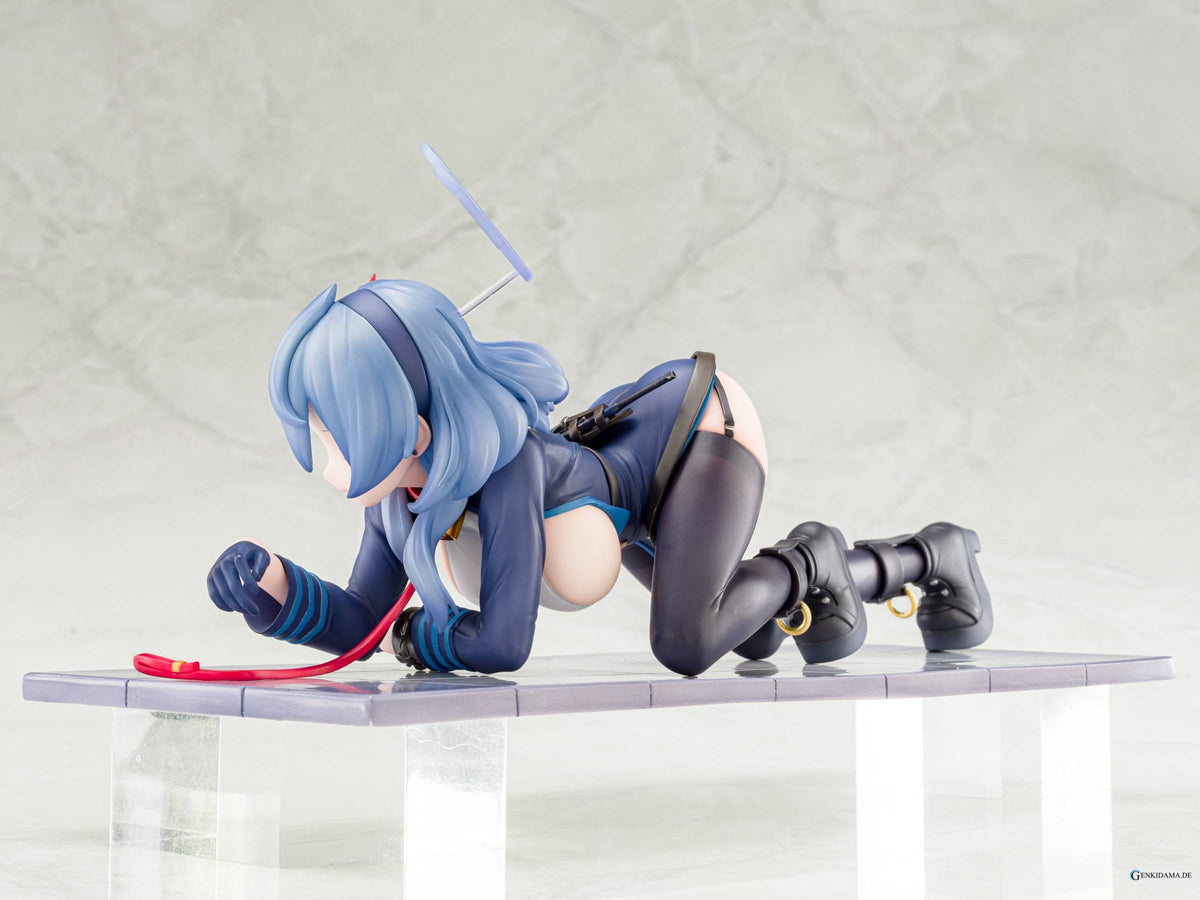 Blue Archive: Ako (Memorial Lobby Ver.) 1/7