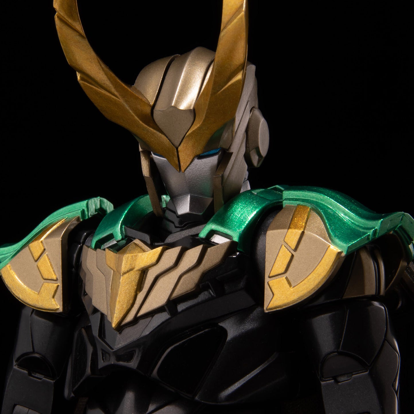 Loki - Fighting Armor Ver. - Sentinel