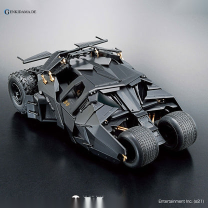 1/35 SCALE Batmobile (Batman Begins Ver.) Plastic Model