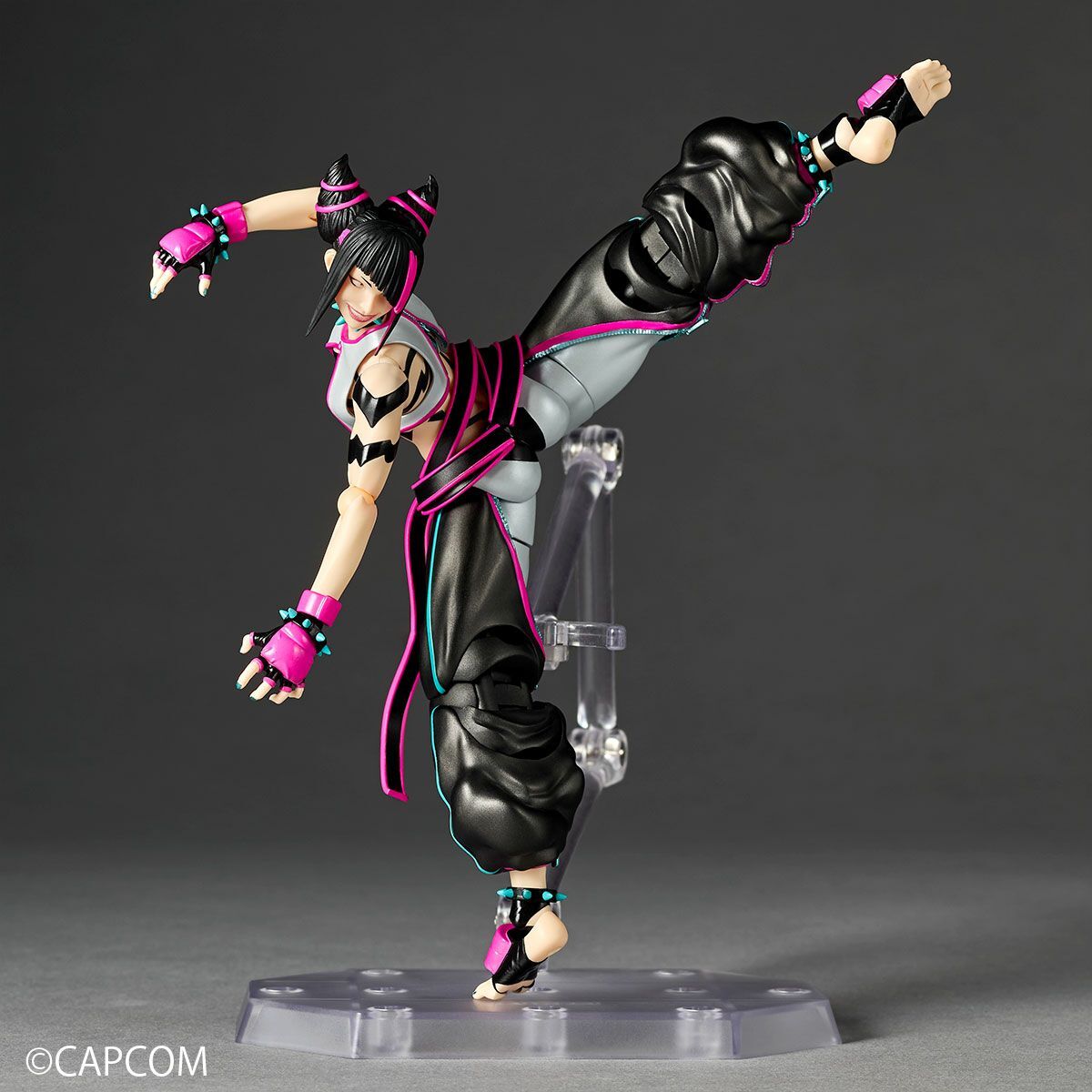 Juri Street Fighter 6 Revoltech Kaiyodoo - Anime Figuren günstig kaufen