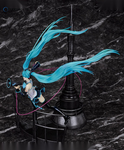 Character Vocal Series 01. Hatsune Miku Love is War ver. (Regular Edition)