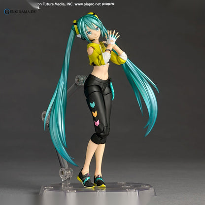 Revoltech Amazing Yamaguchi Hatsune Miku Fit Boxing Ver.