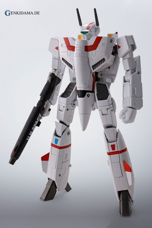 HI-METAL R VF-1J Armored Valkyrie (Hikaru Ichijyou Model) Revival Ver. "The Super Dimension Fortress Macross"
