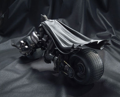 Batman & Bat-pod Batman Dark Knight Bandai Bandai Tamashii Nations
