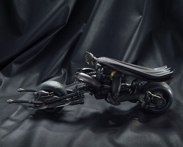 Batman & Bat-pod Batman Dark Knight Bandai Bandai Tamashii Nations