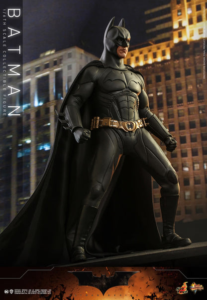 DC Batman The Dark Knight Sixth Scale Hot Toys