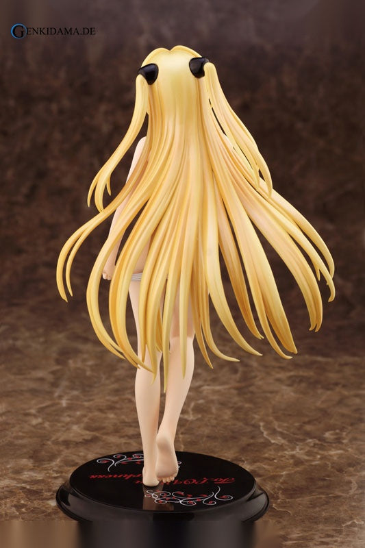 To Love-Ru Darkness - Golden Darkness White Swimsuit ver.