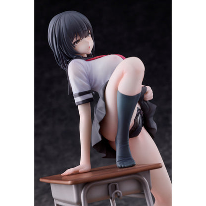 Arisa Watanabe - Standard Edition - Party look