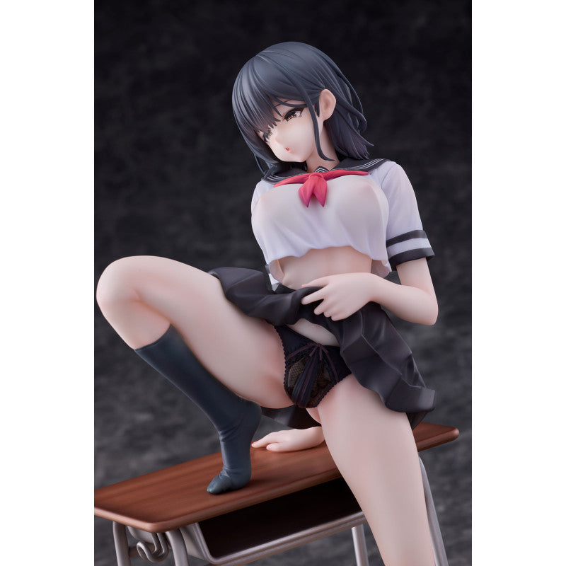 Arisa Watanabe - Standard Edition - Party look