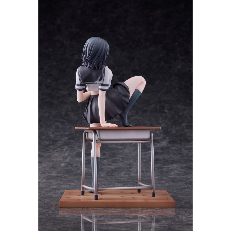 Arisa Watanabe - Standard Edition - Party look