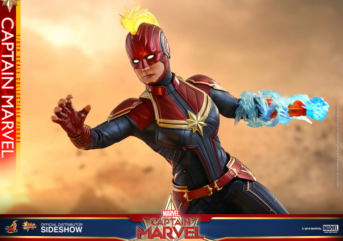 Captain Marvel 1/6 Scale Collectible Figure – Hot Toys