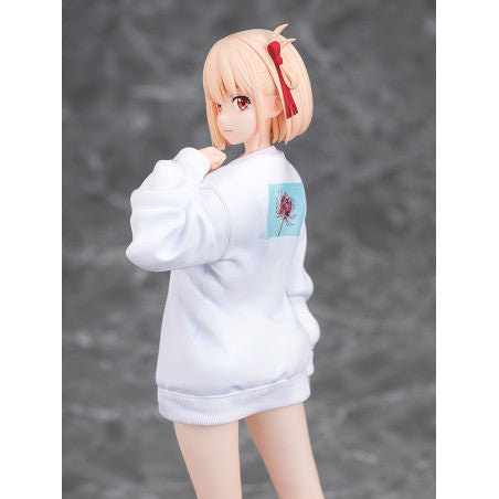 Chisato Nishikigi: Oversized Sweatshirt Ver. Lycoris Recoil 1/7 Scale Figure