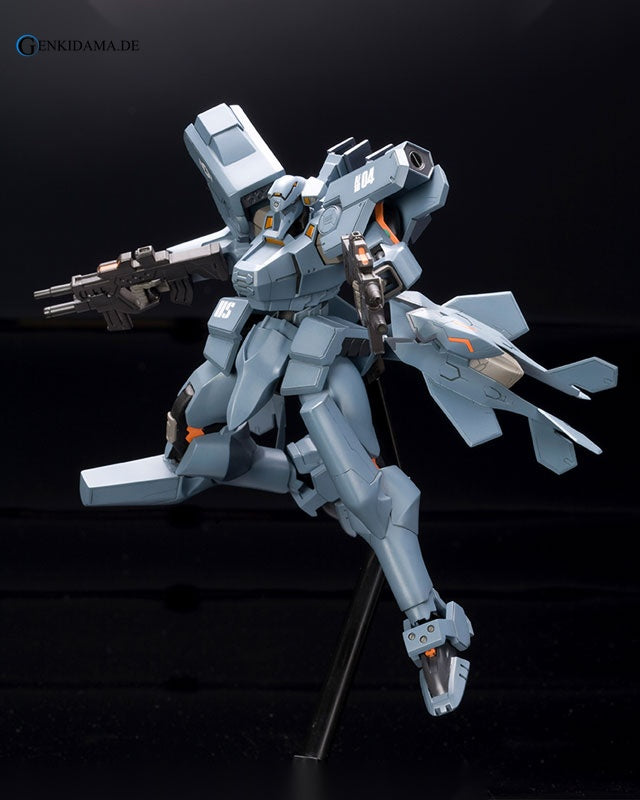 Muv-Luv Alternative Total Eclipse 1/144 F-15E Strike Eagle Plastic Model