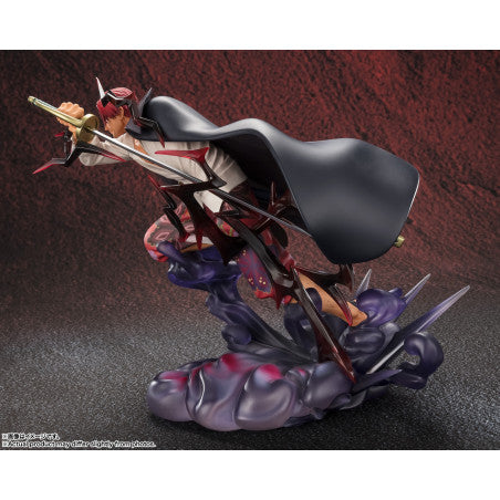 Super Fierce Battle Shanks -God Avoidance- One Piece - FiguartsZERO
