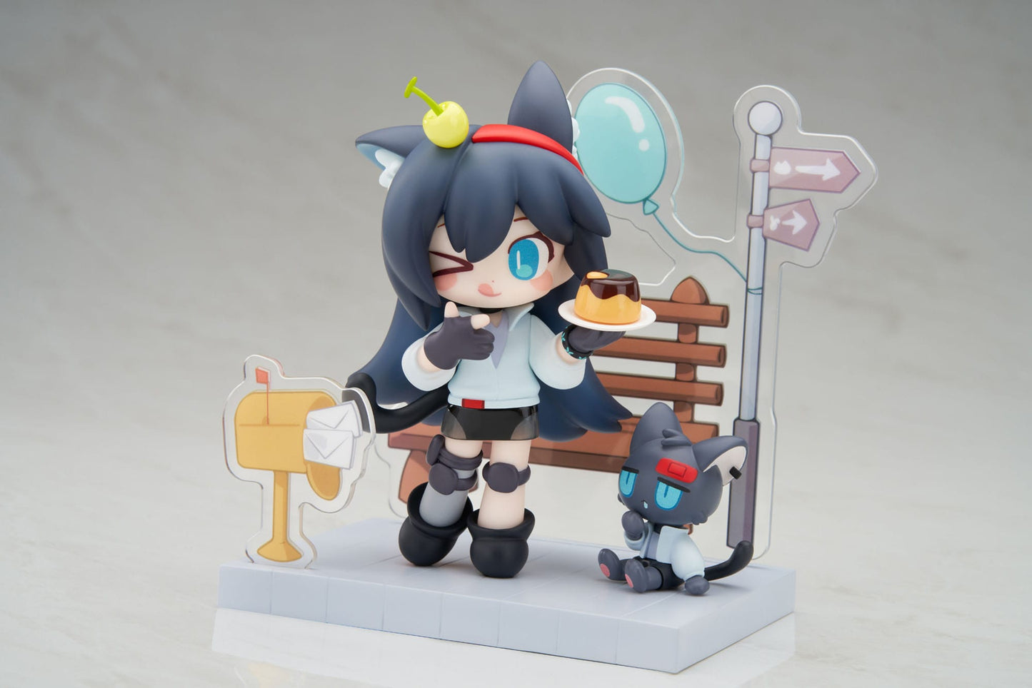 Blaze - Arknights - Dessert Time Series Q-figure - Apex 