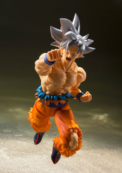 Son Goku Ultra Instinct - S.H. Figuarts - BAndai Tamashii Nations