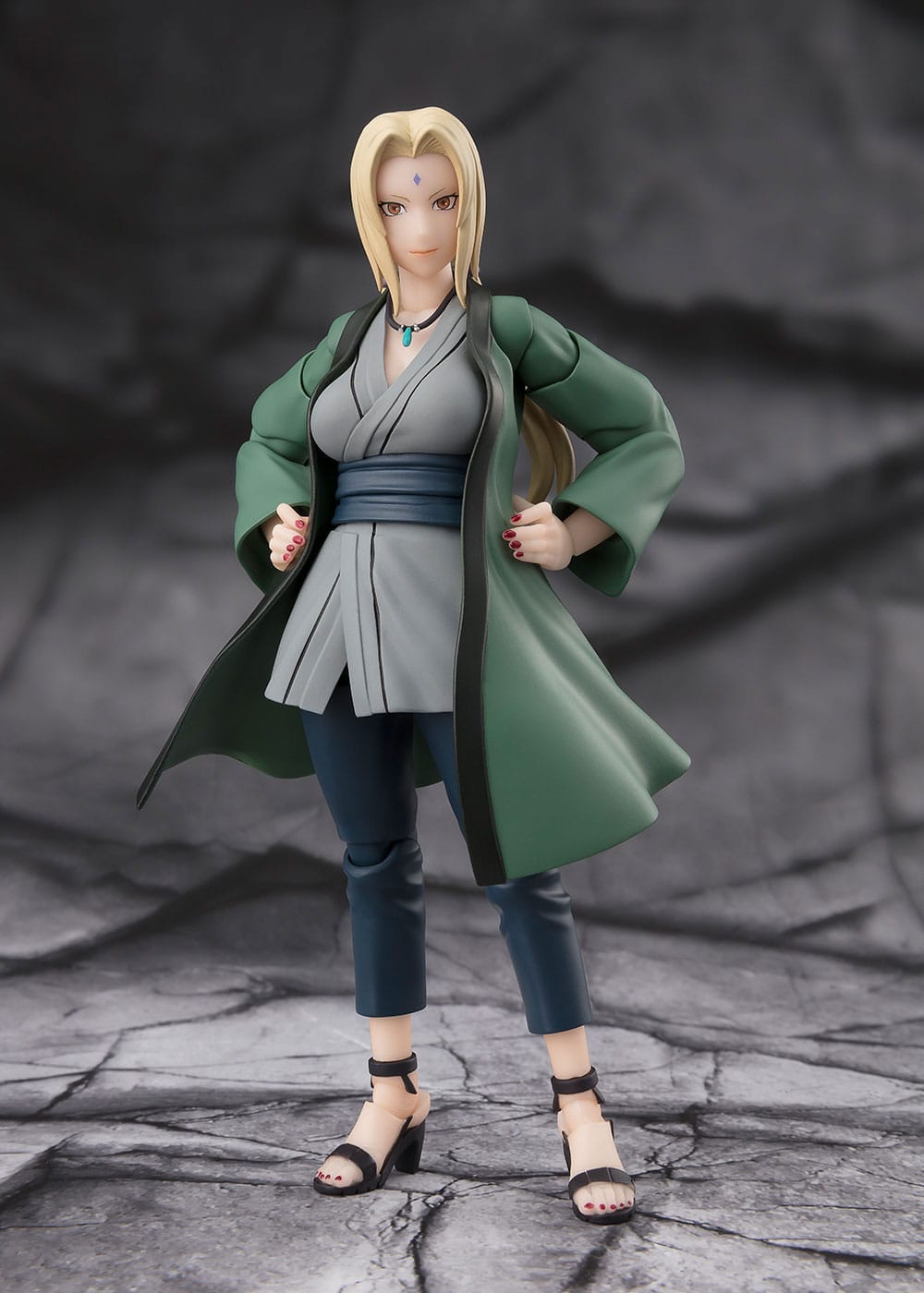 Tsunade The legendary Medical Ninja Bandai Tamashii Nations