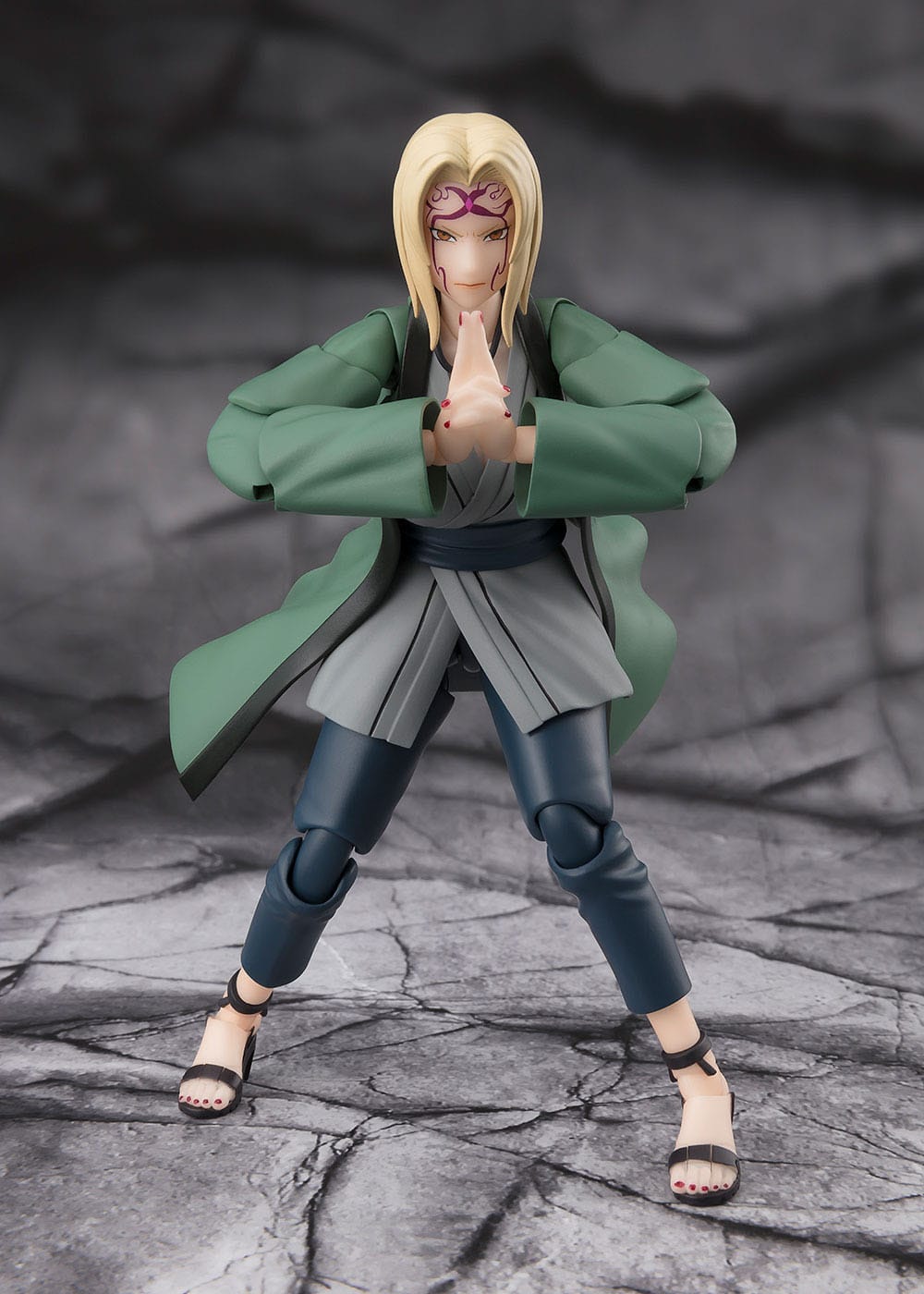 Tsunade The legendary Medical Ninja Bandai Tamashii Nations