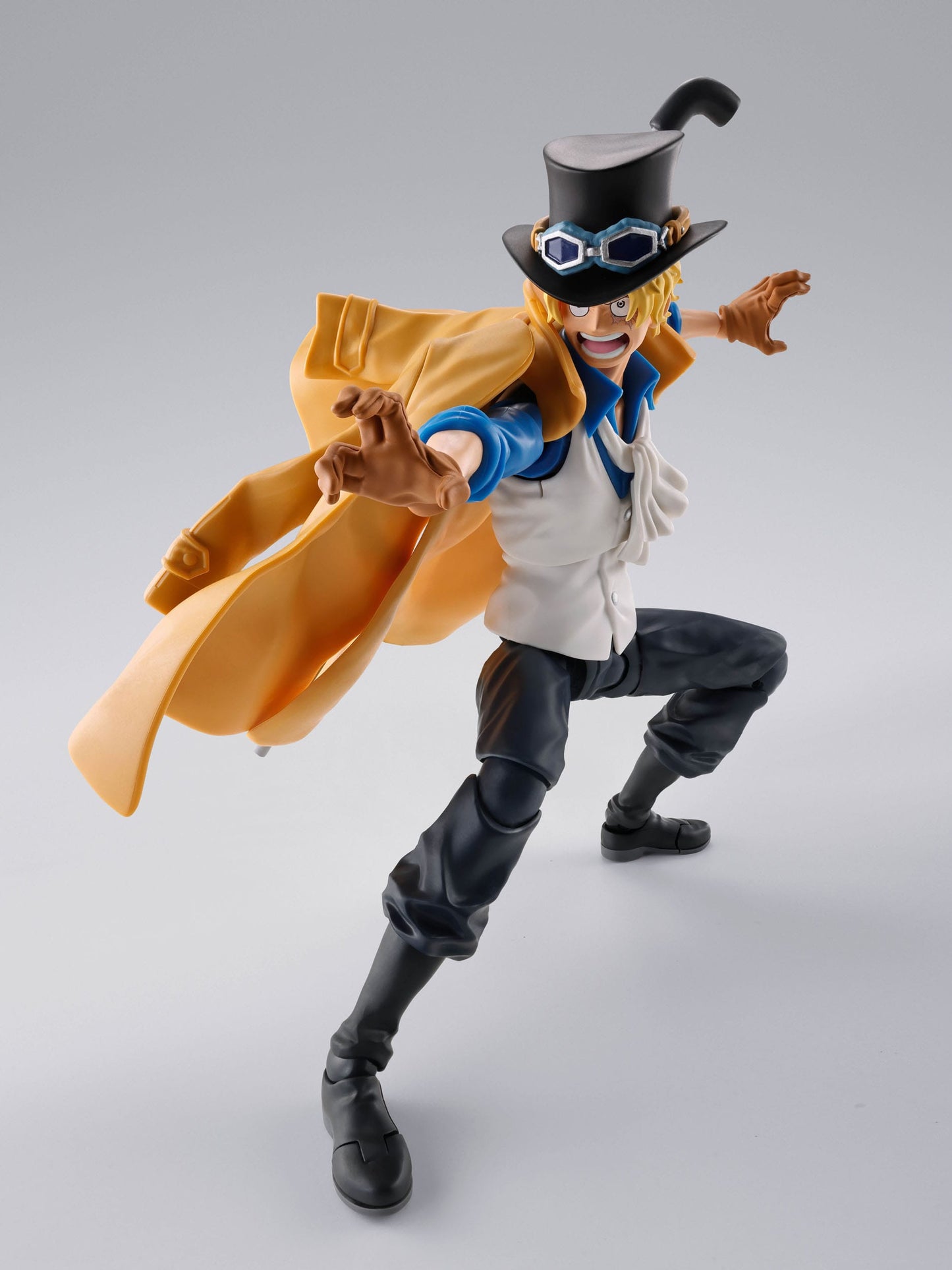 Sabo Revolutionary Army Chief of Staff Ver. S.H.Figuarts Bandai Tamashii Nations - Anime Figuren günstig kaufen