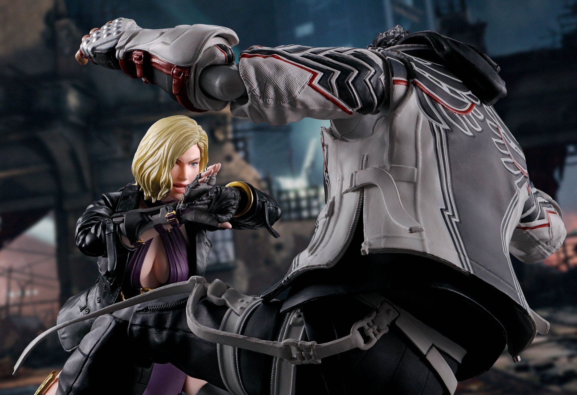 Nina Williams S.H. Figuarts Bandai Tamashii Nations - Anime Figuren günstig kaufen