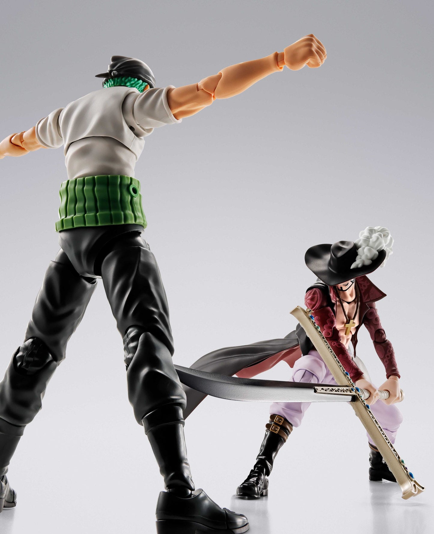 Dracule Mihawk Hawkeye S.H.Figuarts Bandai Tamashii Nations
