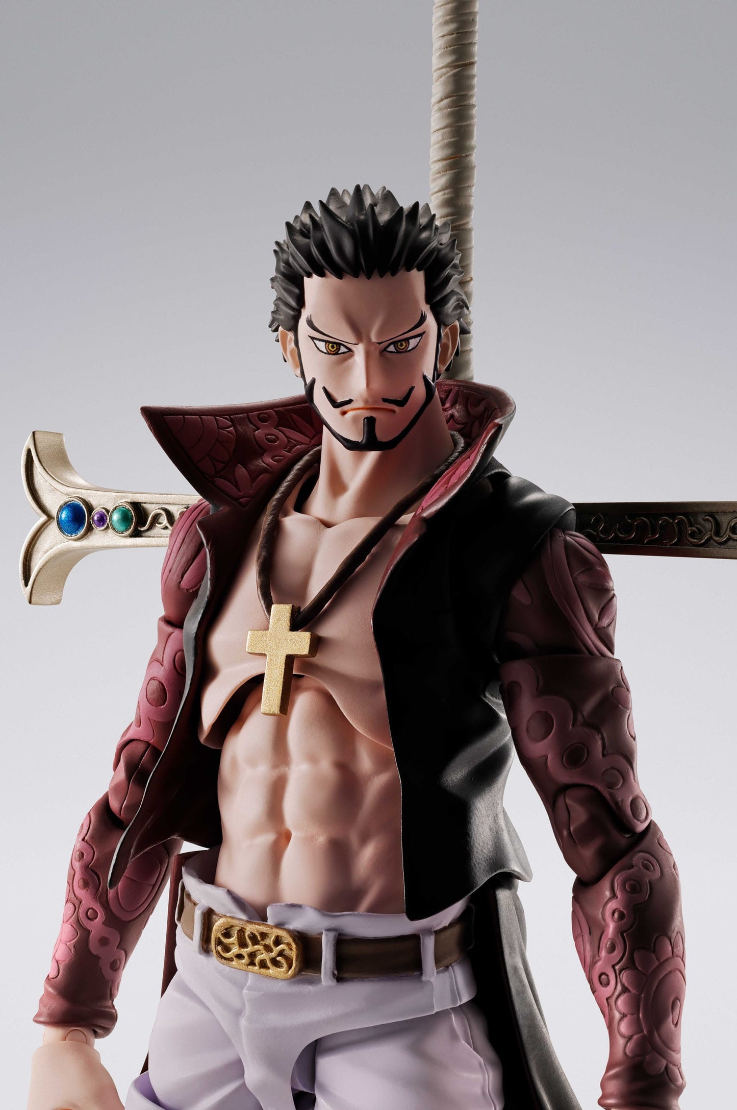 Dracule Mihawk Hawkeye S.H.Figuarts Bandai Tamashii Nations