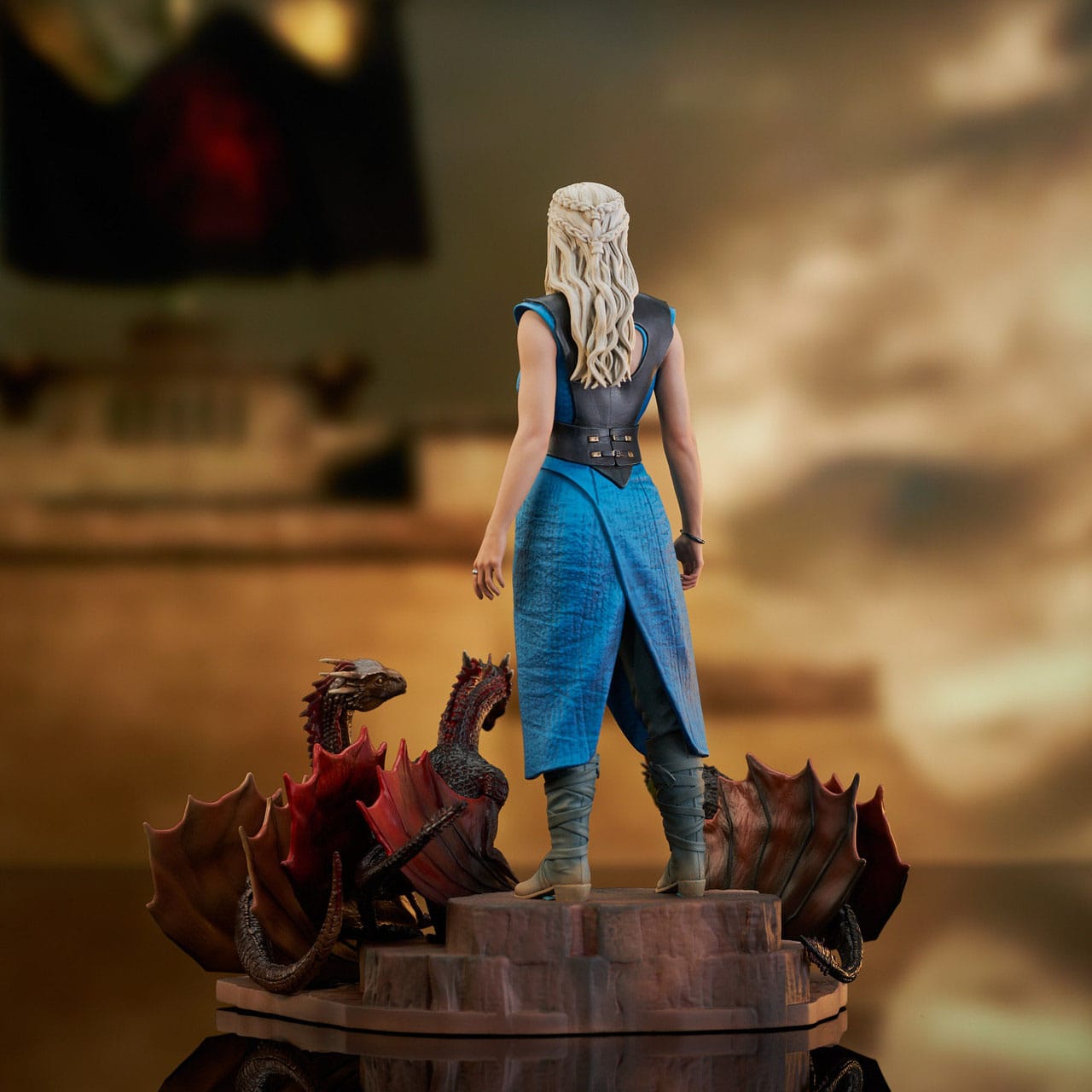 Daenerys Targaryen - Deluxe Gallery - Diamond Select