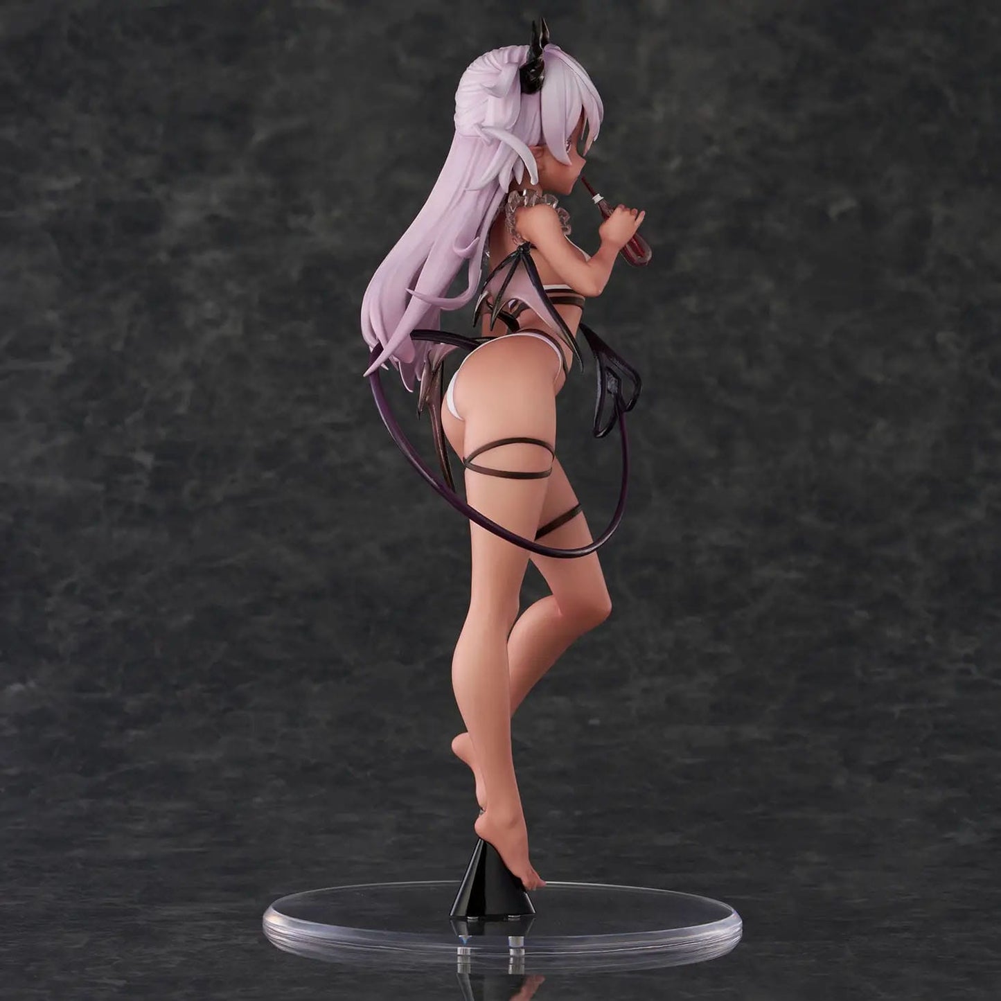 Yukimiya Yuge Dusky-Skinned Vampire Yoru-chan Eighteen