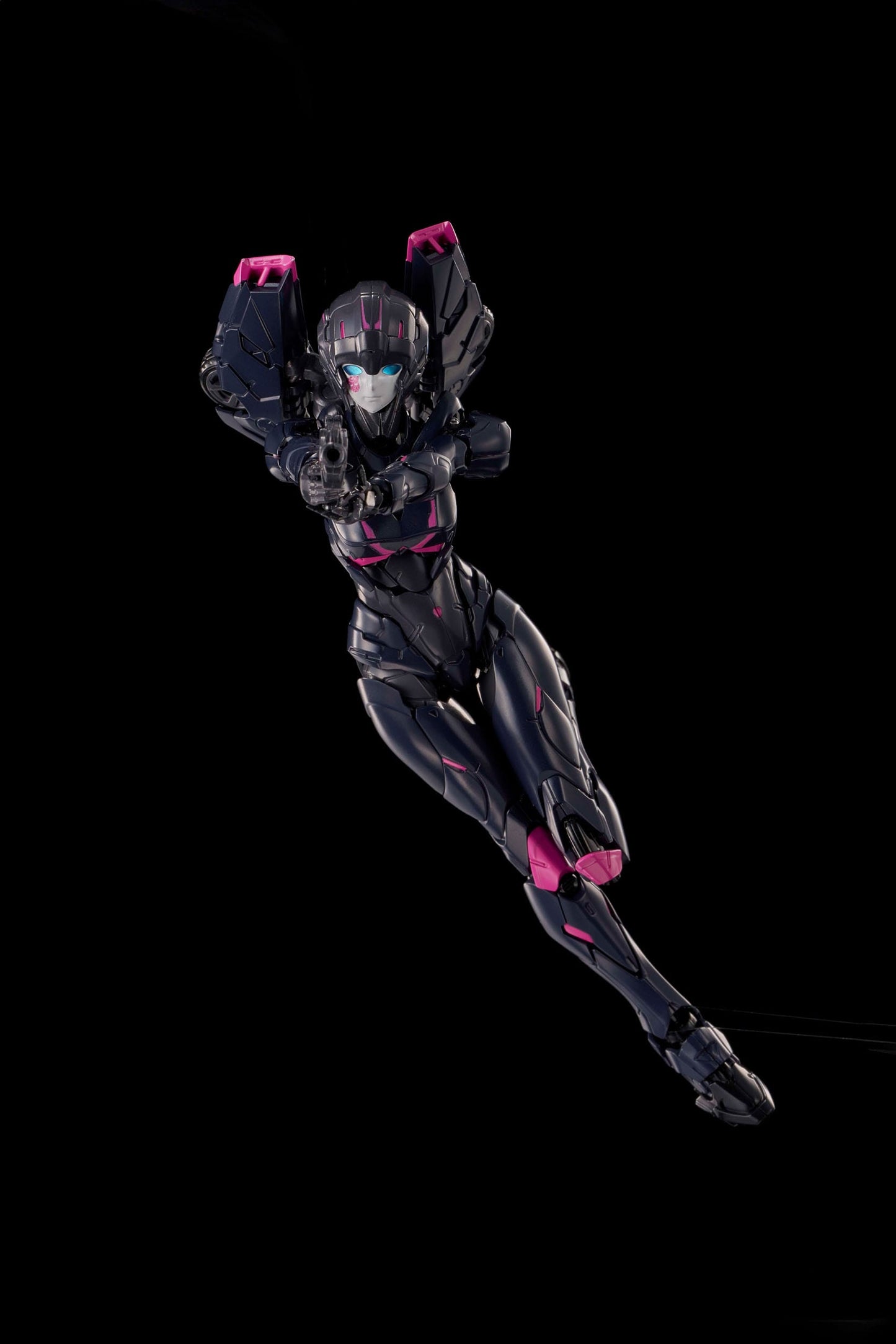 Black Arcee Transformers Furai Plastic Model Kit Flame Toys