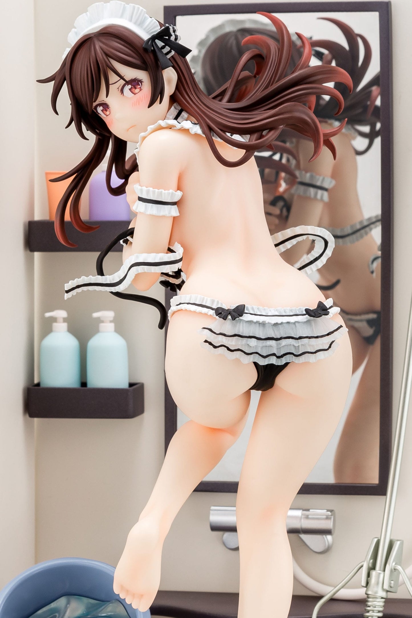 Chizuru Mizuhara Maid Bikini de cleanup Hakoiri Musume Inc.