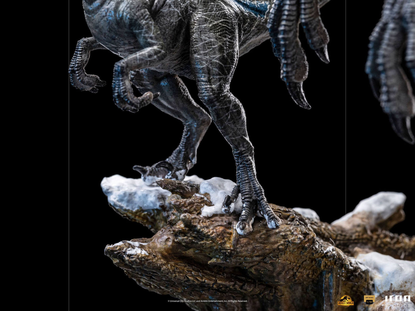 Blue and Beta - Deluxe  Art Scale - Iton Stuidios