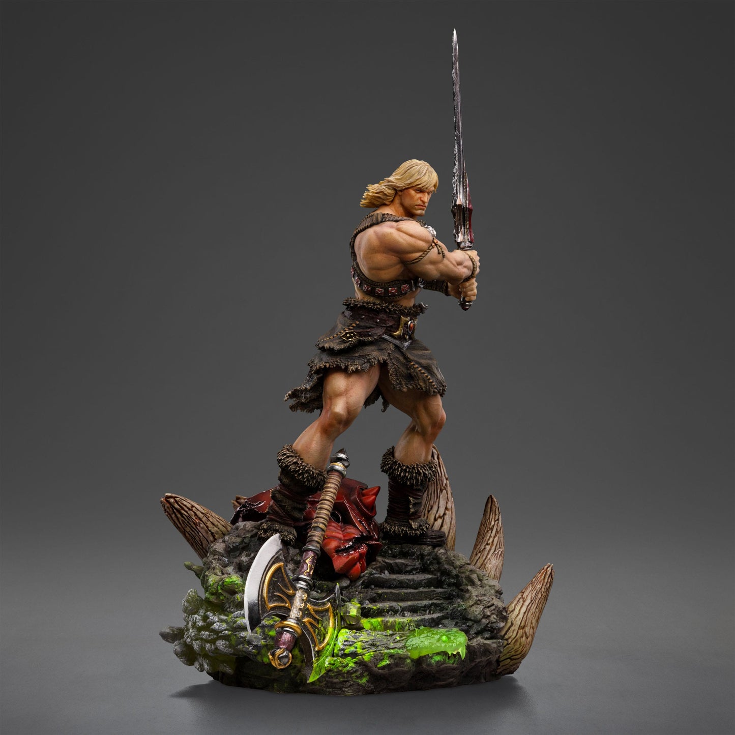 He-Man Unleashed Deluxe Art Scale Iron Studios